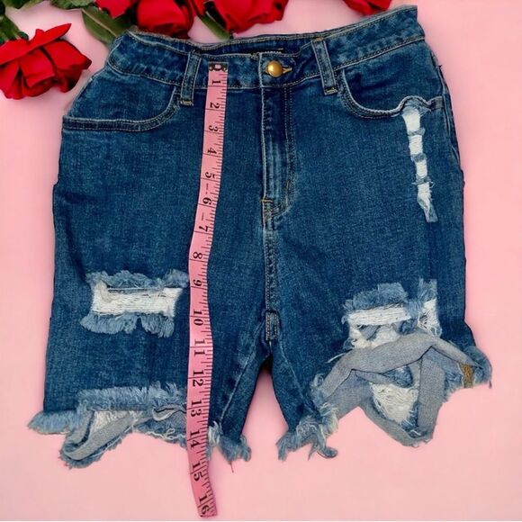 Fashion Nova Shorts Ripped Frayed Denim Baddies Streetwear Edgy Juniors 11 30” - Picture 7 of 16